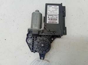 AUDI A4 B8 (2007–2016) Rear side door window regulator motor 8E0959802E - 2