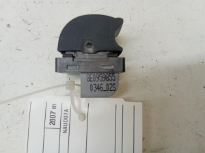 AUDI A4 B8 (2007–2016) Rear side door window switch 8E0959855 - 3