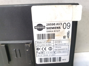 NISSAN Primera P12 (2001–2008) Juhtplokk 28596AV309 - 3