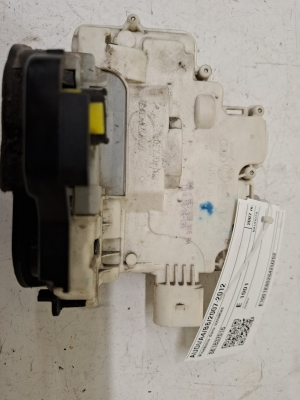 AUDI A4 B8 (2007–2016) Front door lock 8E1837016 - 2