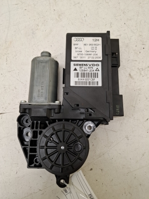 AUDI A4 B8 (2007–2016) Fensterhebermotor vorne 8E1959802H - 4
