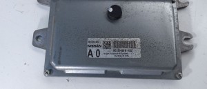 Engine control unit - MEC933901