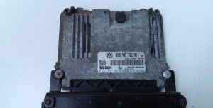 Volkswagen Passat B6 (2005–2010) Engine control unit 03G906021NK - 3