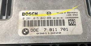 BMW 1 SERIES E81 (2007–2012) Engine control unit 0281015042 - 2