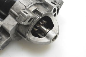 BMW X5 E70 (2006–2013) Starter 7801203 - 2