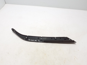 Peugeot 5008 (2017–2026) Rear quarter window outer molding 9827008977 - 4