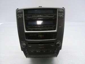   Radio / CD-Player / DVD-Player / Navigation 