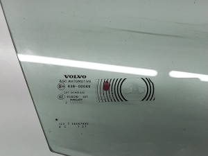 VOLVO V40 (2012–2019) Front door glass 31386763 - 2