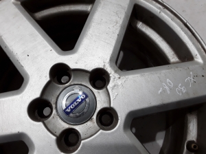 VOLVO XC90 (2002–2014) Velgede komplekt - 3