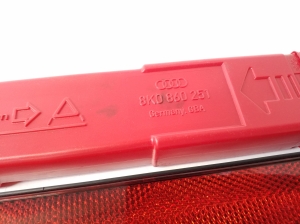 AUDI A5 (2007–2016) Ohukolmnurk 8K0860251 - 2