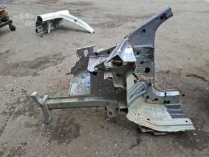 Peugeot 5008 (2017–2026) Front outrigger 1609004580 - 3
