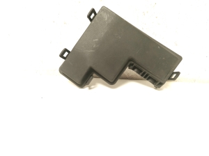   Couvercle avant du boîtier de fusibles  - 243824BA0A 