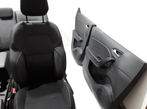 RENAULT Captur (2019–2026) Salons un tā detaļas - 3