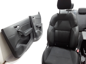 RENAULT Captur (2019–2026) Salons un tā detaļas - 5