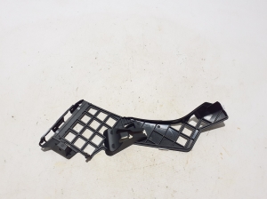 Mercedes Benz CLA-Class W117 (2013–2019) Front bumper bracket A1178856300 - 3