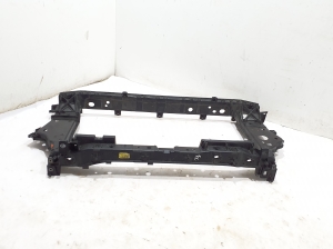 RENAULT Clio V (2019–2026) Radiator support and its parts 625000427R - 2
