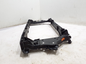 RENAULT Clio V (2019–2026) Radiator support and its parts 625000427R - 4