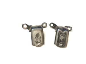 RENAULT Kadjar (2015–2026) Front door top hinge 8942R6411R - 4