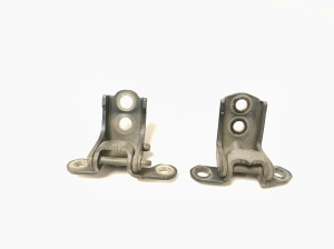   Charnière supérieure de porte avant  - 5885R5154R 