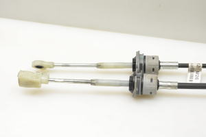 Kia Stonic I (2017–2026) Gear shift cable - 3