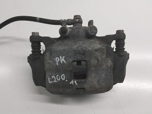 Bremssattel vorne - 4605A201