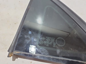 RENAULT Captur (2019–2026) Seitenscheibe hinten (Karosserie) 833071277R - 3