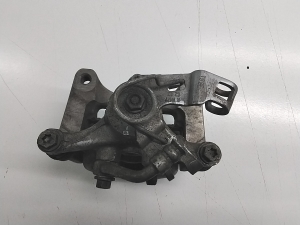 Opel Astra K (2015–2021) Rear brake caliper 13507389 - 2