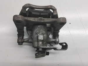 Opel Astra K (2015–2021) Rear brake caliper 13507389 - 3