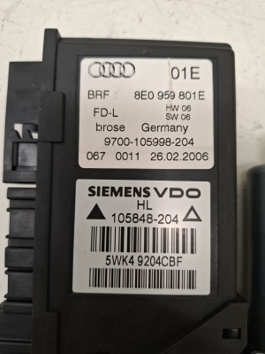 AUDI A4 B7 (2004–2008) Rear side door window regulator motor 8E0959801 - 2