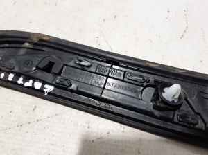 RENAULT Captur (2019–2026) Rear quarter window outer molding 833303582R - 3