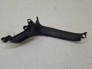 Autre pièce de porte latérale arrière - 8E0868393A