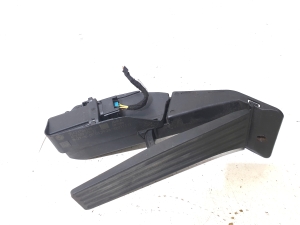 BMW X1 E84 (2009–2015) Accelerator pedal 6786588 - 5