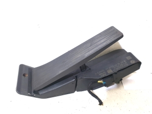 BMW X1 E84 (2009–2015) Accelerator pedal 6786588 - 6