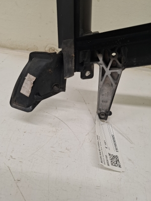 AUDI A4 B7 (2004–2008) Rear side door inner frame 60932158 - 3