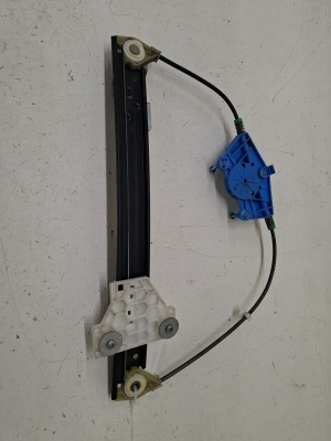 AUDI A4 B7 (2004–2008) Rear side door window regulator and its parts 8E0839461B - 3