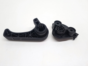 Hyundai i20 (2008–2014) Hood release handle (interior) - 4