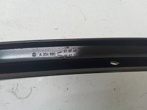Mercedes Benz C-Class 204 (2007–2014) Esiukse muu osa A2046900187 - 2