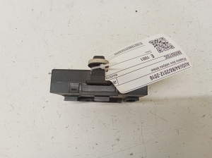 AUDI A4 B8 (2007–2016) Front door control unit 8K0959792C - 2
