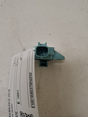 AUDI A4 B8 (2007–2016) Airbagsensor 8K0955557C - 2