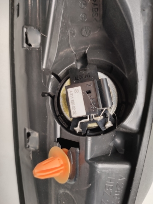 Mercedes Benz B-Class 246 (2011–2017) Esiukse muu osa A2467200111 - 4