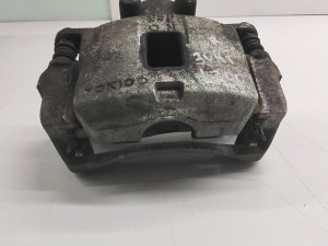Mitsubishi L 200 (2015–2026) Bremssattel vorne 4605A202 - 3