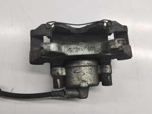 Opel Corsa E (2014–2018) Front brake caliper 95517021 - 2