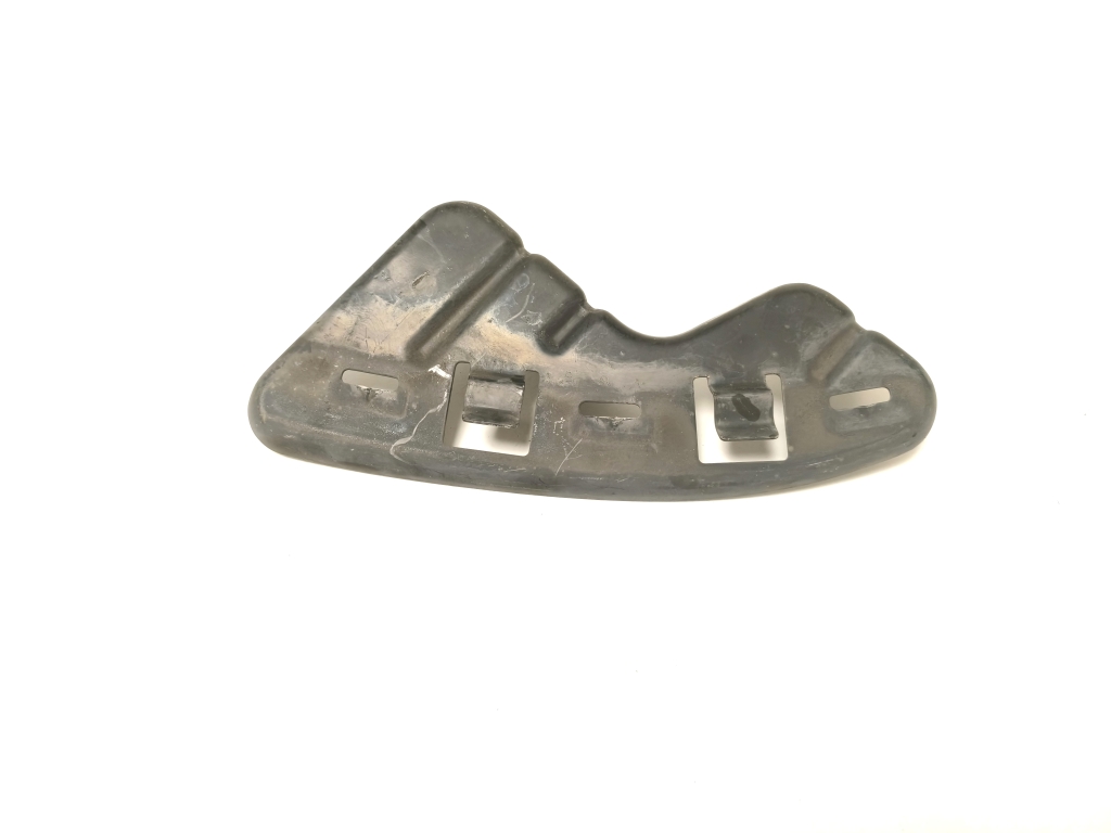 Kia Sportage (2010–2016) Front bumper bracket