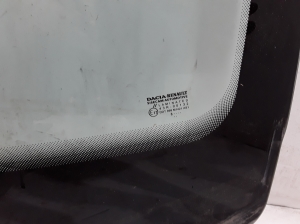 Dacia Duster (2017–2024) Esiklaas 727123813R - 2