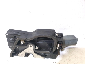 BMW 7 SERIJA E65 (2001–2008) Rear side door lock 7028909 - 5