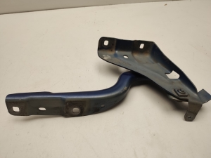 Mercedes Benz B-Class 246 (2011–2017) Hood hinge A2468800228 - 4