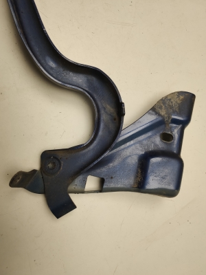 Mercedes Benz B-Class 246 (2011–2017) Hood hinge - 3