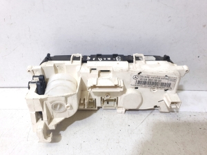 Mercedes Benz A-Class 169 (2004–2012) Heater control panel A1699000900 - 2