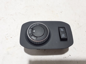 Dacia Duster (2017–2024) Differential lock switch 969717834R - 2