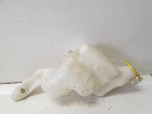 Réservoir lave-glace avant - 05303789